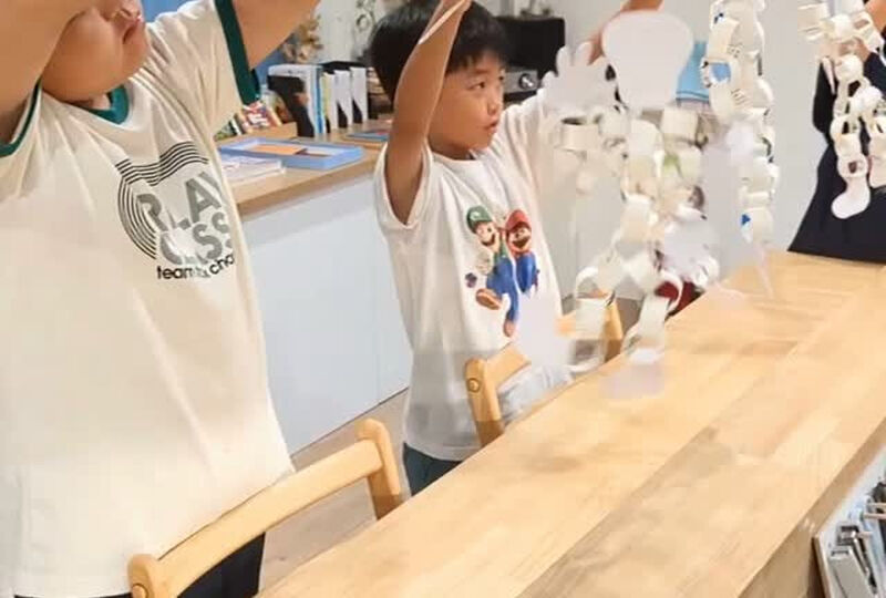 動画サムネイル
